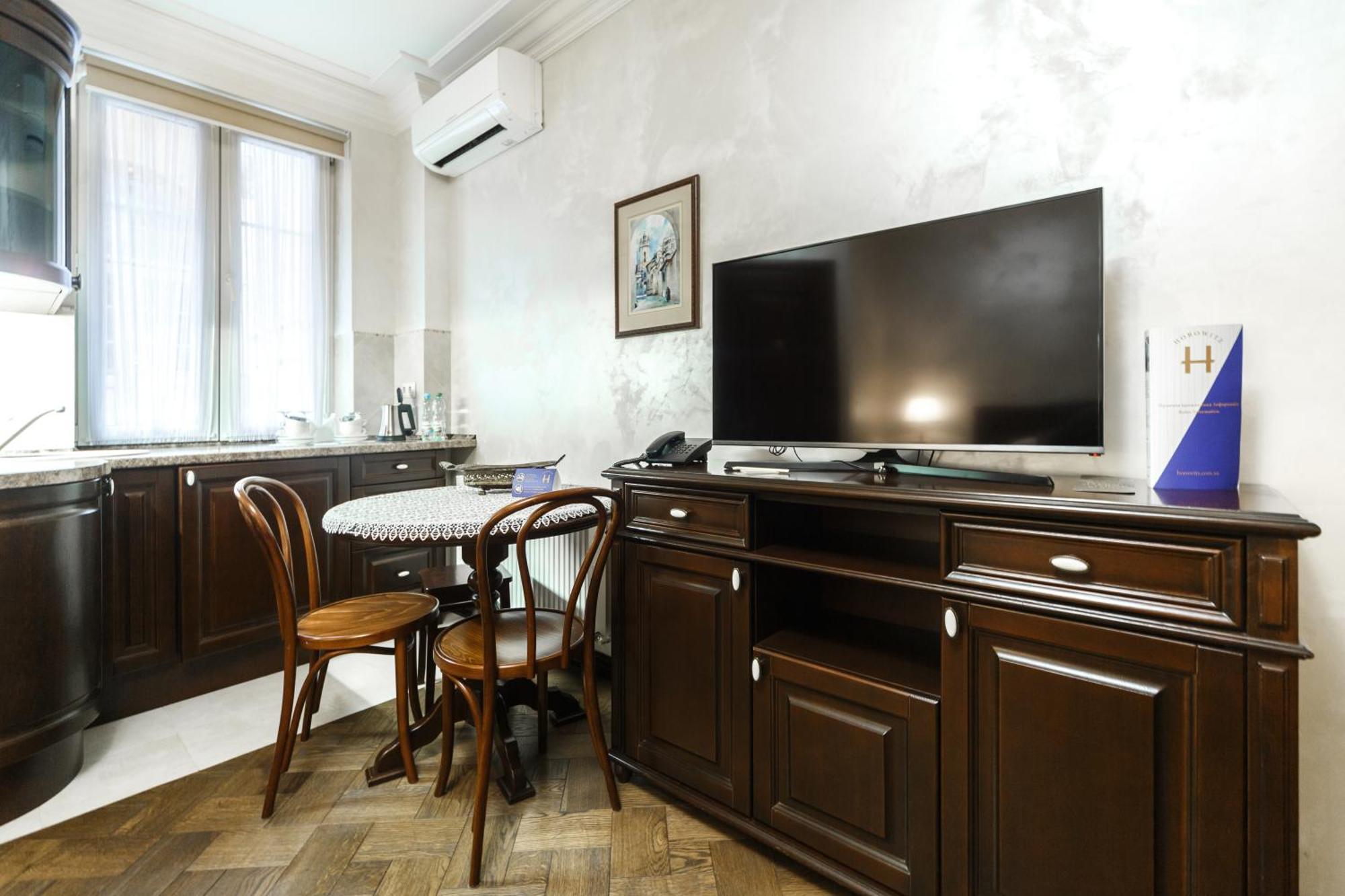 Apart-Hotel Horowitz Lviv Phòng bức ảnh